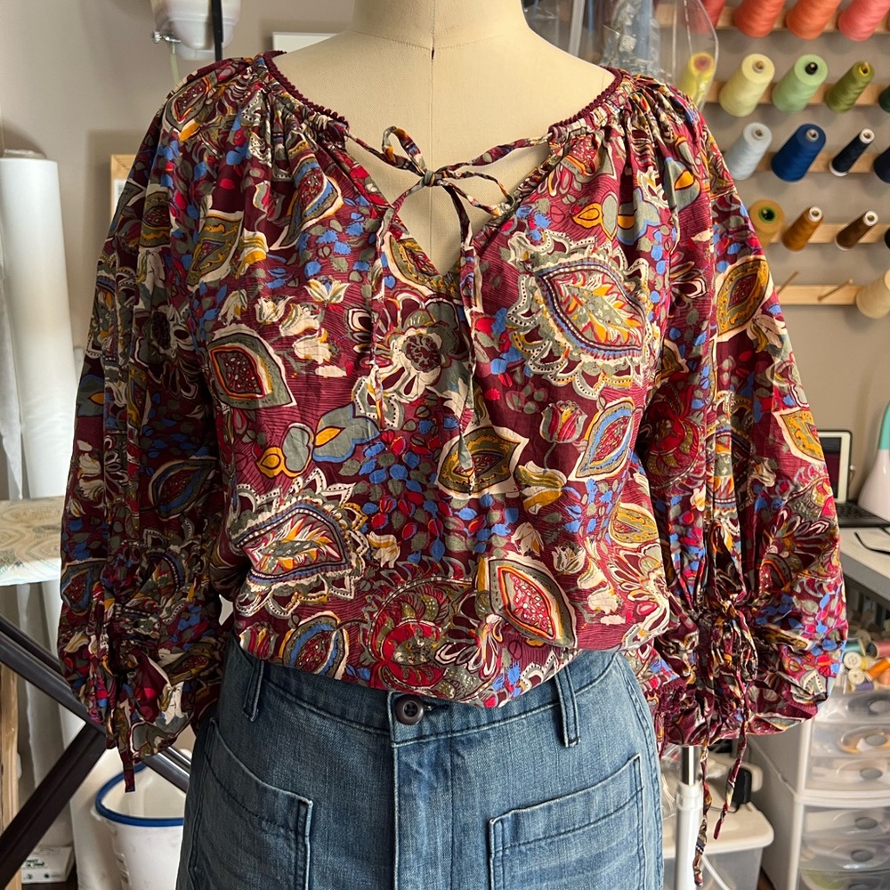 Sundance cotton blouse in fall color pallet w/crochet trim